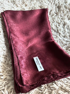 Foulard rouge cerise