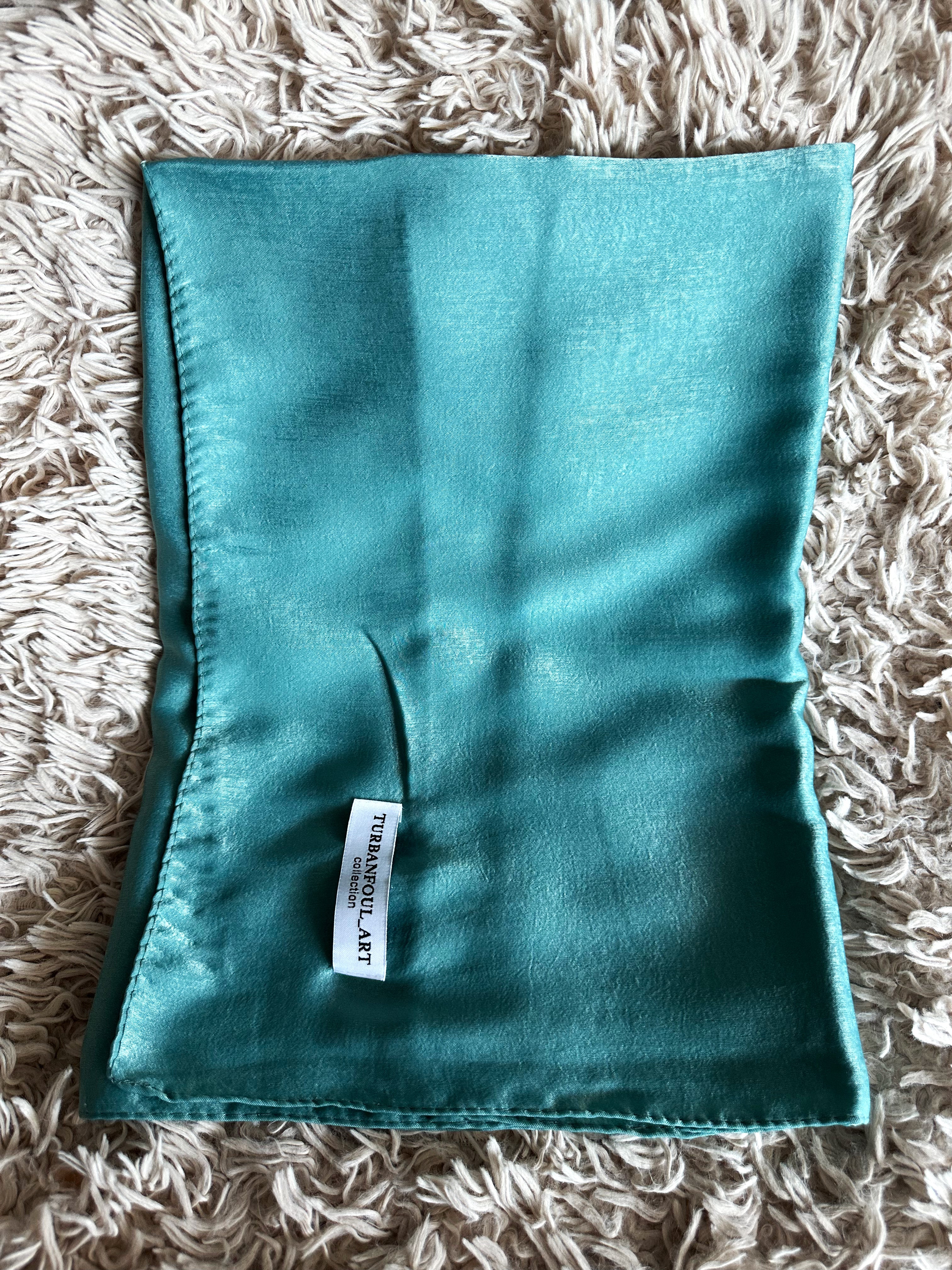 Foulard vert bouteille